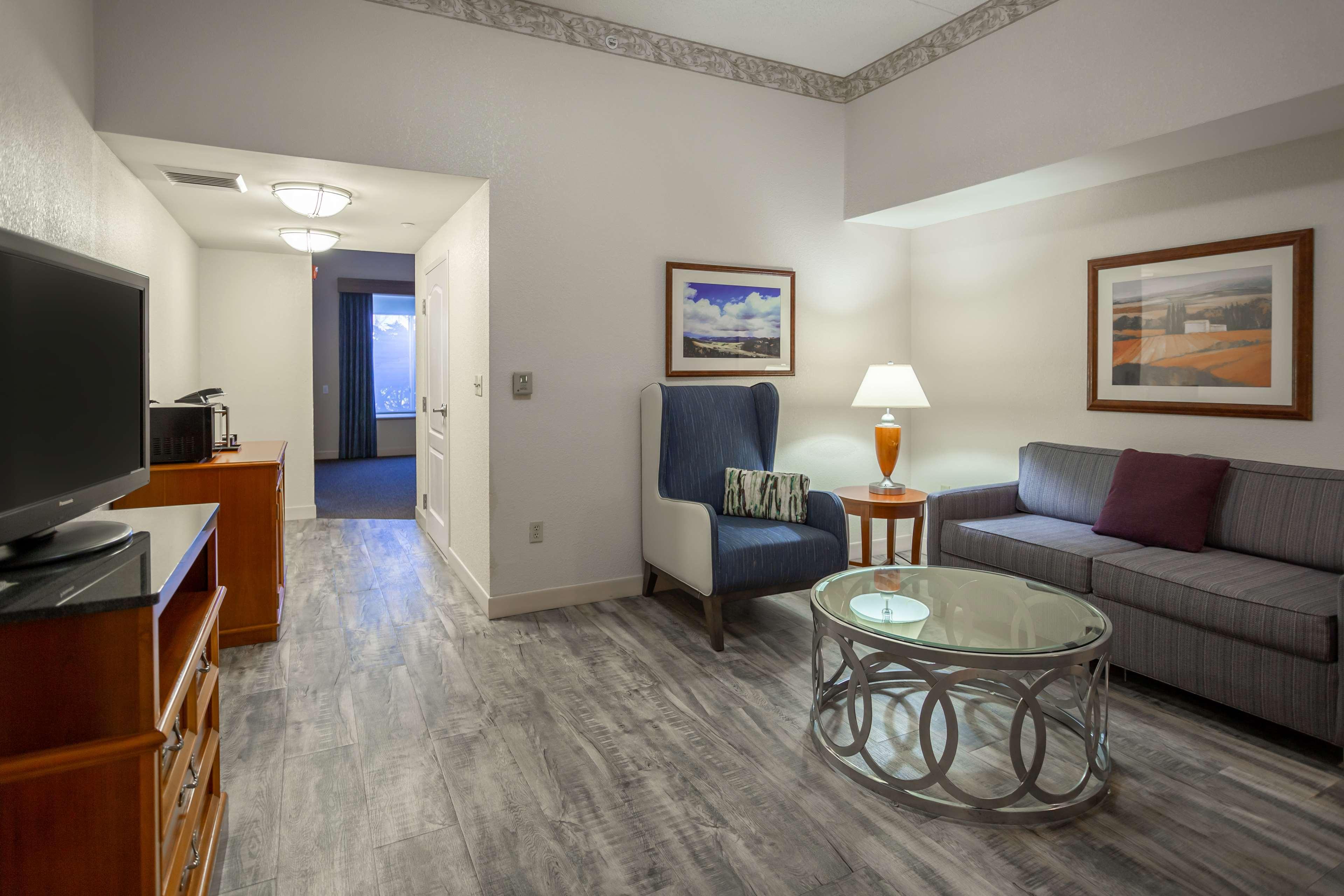 Hilton Garden 3*
